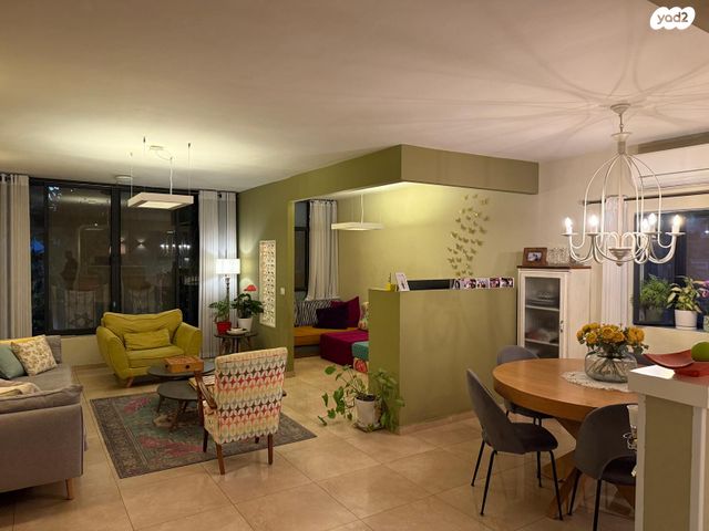 דירה, הבריגדה 22, אבני חן, רחובות