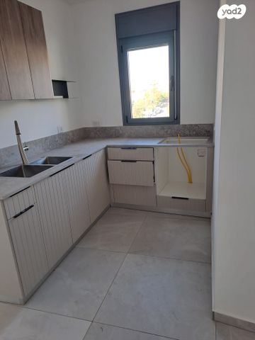 דירה, קנאי הגליל, קטמונים, ירושלים