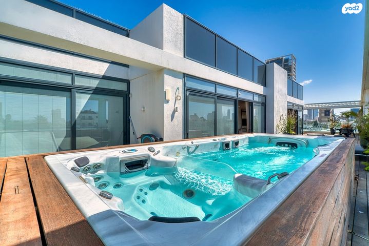 אבן גבירול 56