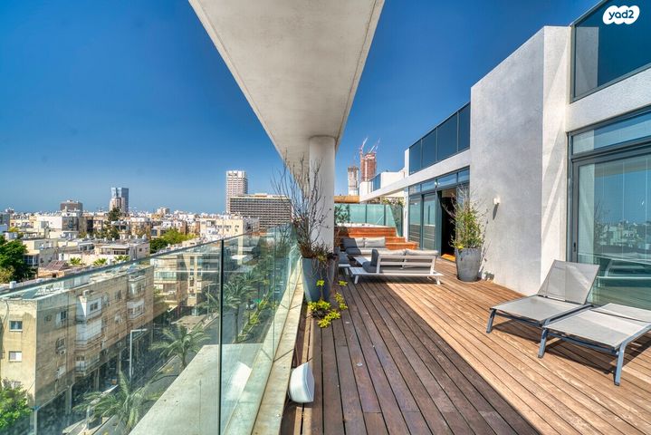 גג/ פנטהאוז, אבן גבירול 56, הצפון החדש - דרום, תל אביב יפו