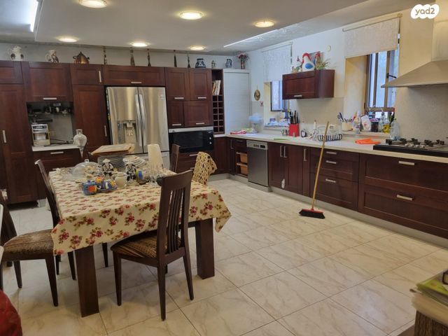 רמז, מערב ותיק