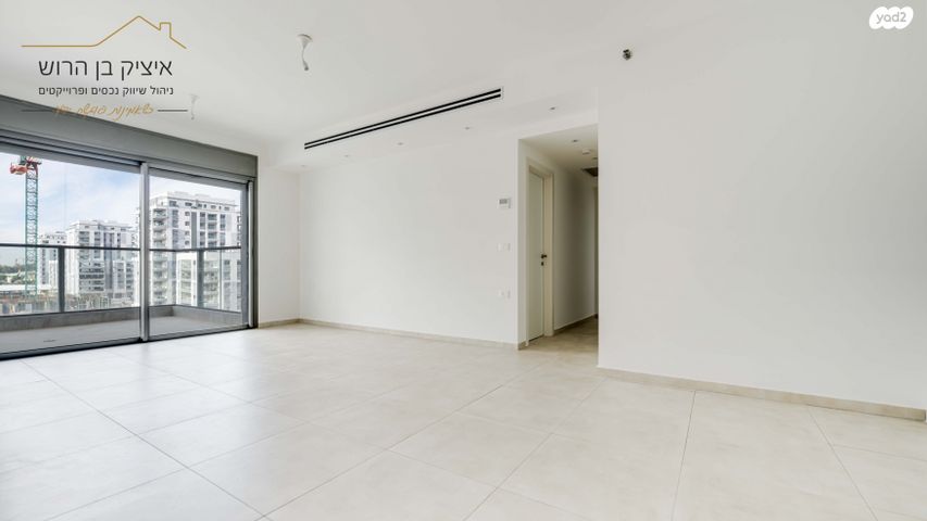 דירה, נאוה סמל, צומת סביון, קרית אונו