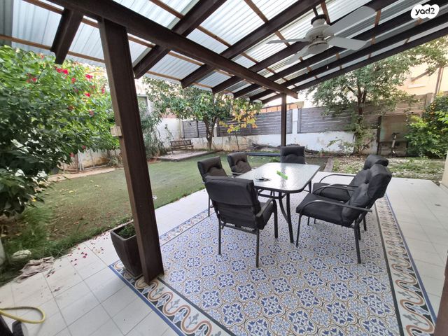 דו משפחתי, בעל התניא, אבן גבירול, רחובות