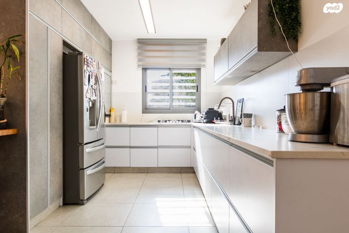 דירת גן, השחר, דימונה