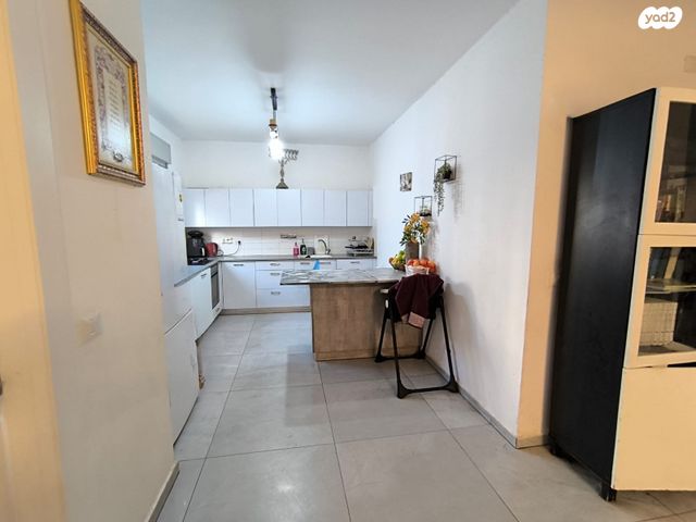 דירת גן, לאה אמנו, אחיסמך, לוד