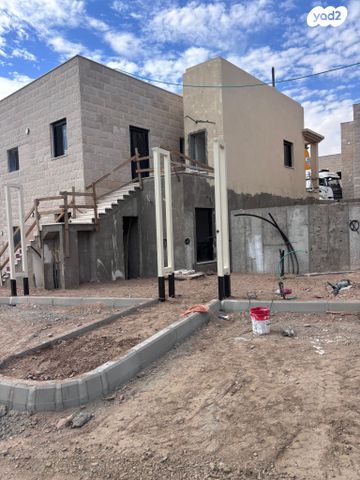 דירת גן, העונות - בבניה, רובע 11, אילת