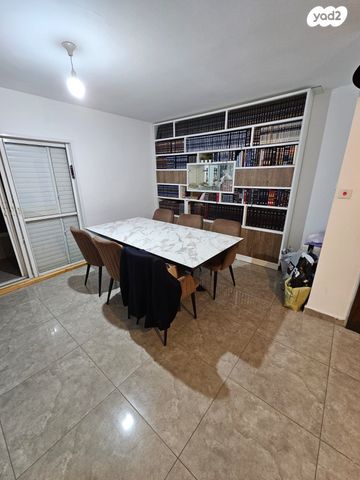 דירה, שושנים, גן שמואל, קרית מלאכי