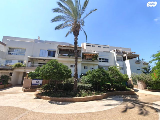 דירה, לב הפארק, רעננה