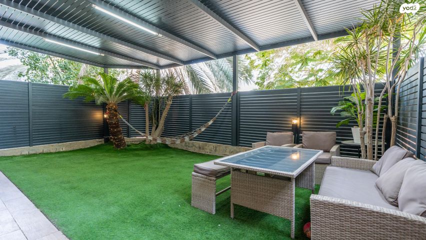 דירת גן, שרה ואהרון אהרונסון, נווה מנחם, באר שבע