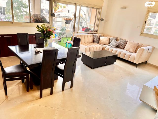 דירה, חרוזים, רמת גן