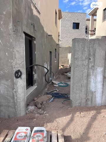 דירת גן, העונות - בבניה, רובע 11, אילת