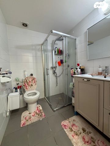 דירה, הרב ניסנבאום 37, אזור תעשיה, בת ים