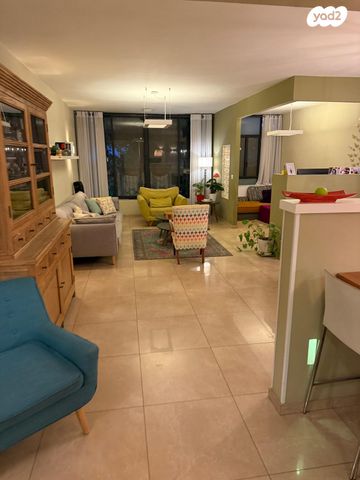 דירה, הבריגדה 22, אבני חן, רחובות