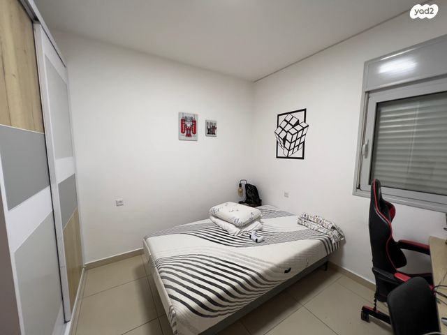 דירת גן, יהודה לייב יוספזון, רחובות המדע, רחובות