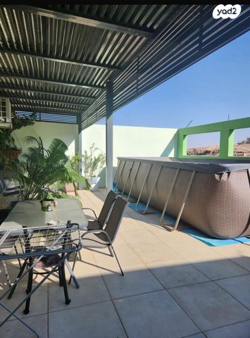 בית פרטי/ קוטג', מעוף, ערד