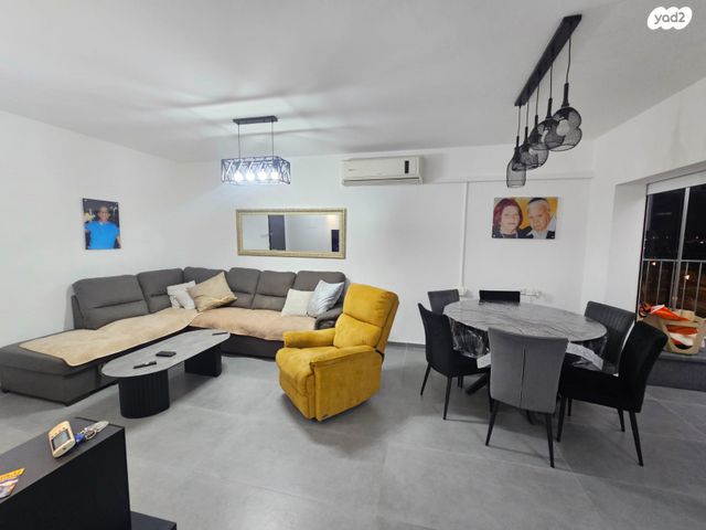 דירה, השקד 2, עין שרה, נהריה