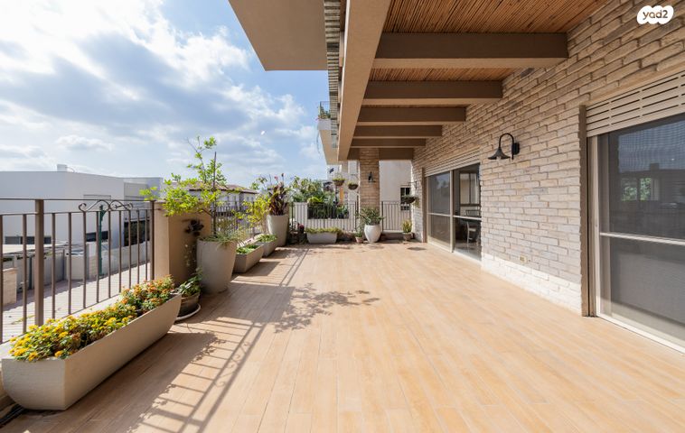 דירה, רסקו ג', הוד השרון