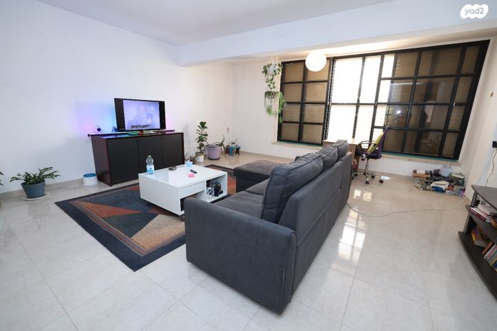 דירה, כיכר אליעזר קפלן 12, שכונה א', באר שבע