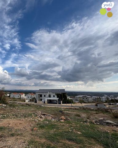 דו משפחתי, זכרון יעקב