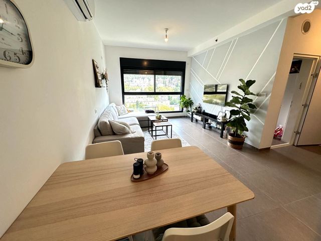 דירה, מייק בראנט 11, קרית אליעזר, חיפה