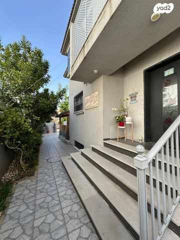 בית פרטי/ קוטג', גן יבנה