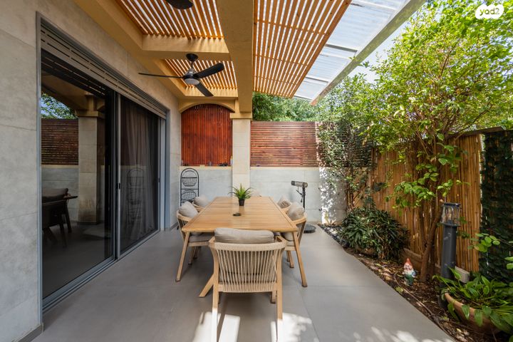 דירת גן, הוד השרון