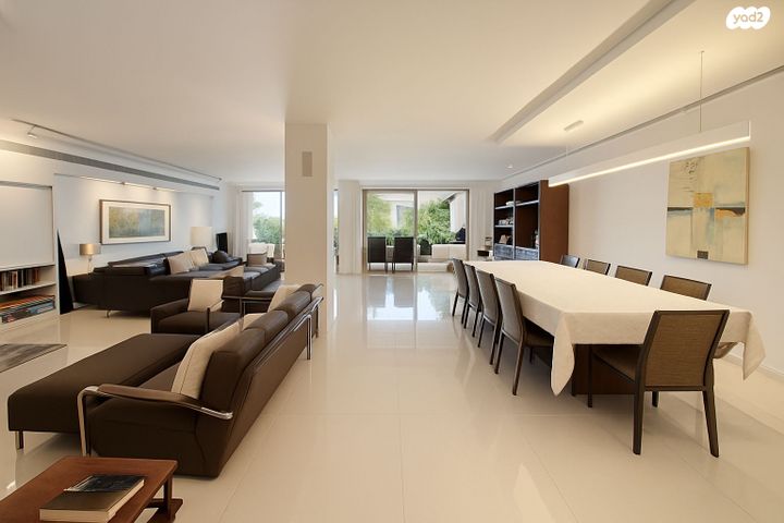 דירת גן, יהושע בן נון 2, הרצליה פיתוח, הרצליה