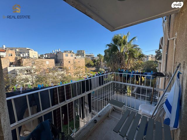 דירה, מעגלי יבנה, קטמונים, ירושלים