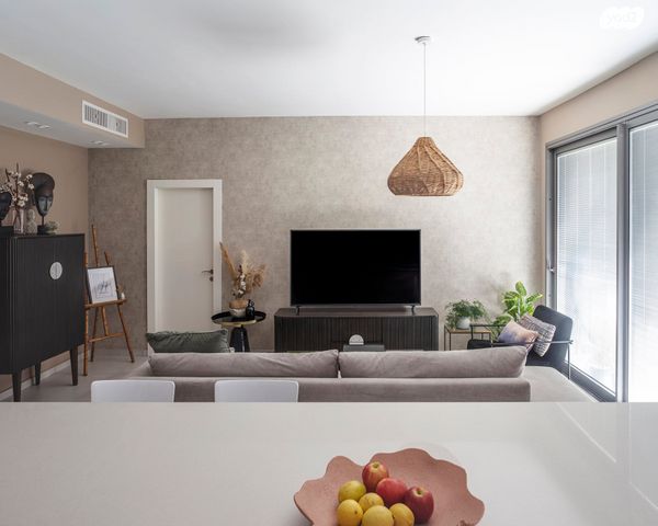 דירה, אריק איינשטיין, הרצליה ב', הרצליה