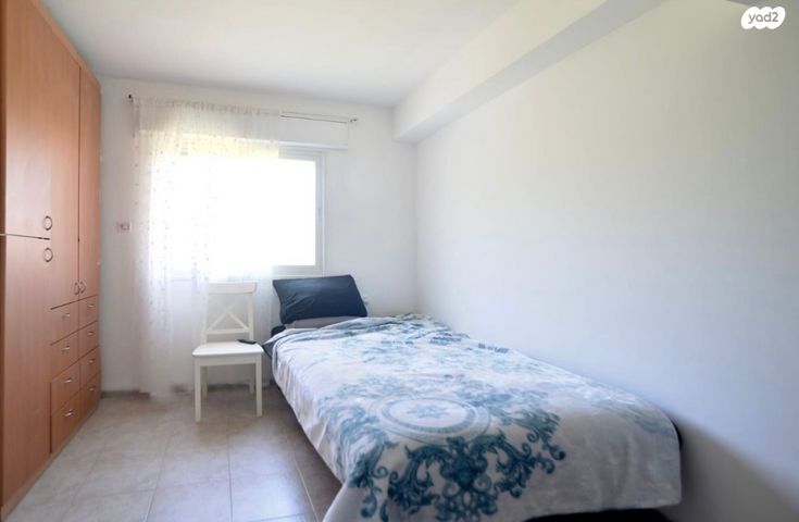 טריפלקס, ההשכלה, גבעת נשר, נשר