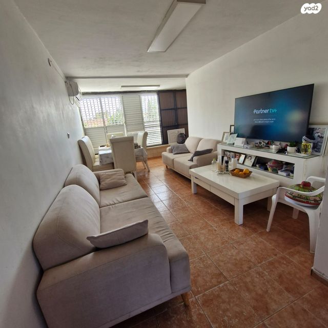 שדרות חטיבת יפתח 8