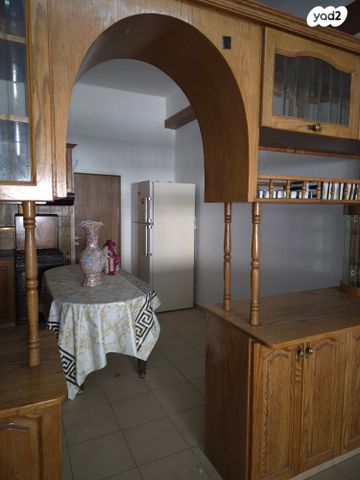 דירה, הנאמנים, שער פלמר, תחנת רכבת השמונה, חיפה