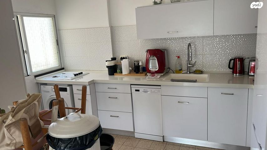 דירה, הרב שמעון יצחק אפריאט, קרית מנחם בגין, רמלה