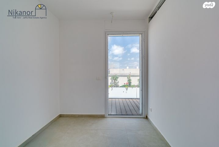 גג/ פנטהאוז, פחד יצחק, עג'מי, גבעת העליה, תל אביב יפו