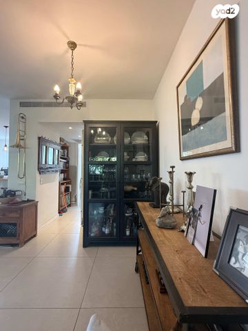 דירת גן, סמטת כינרת, מרכז הישוב, גני תקווה