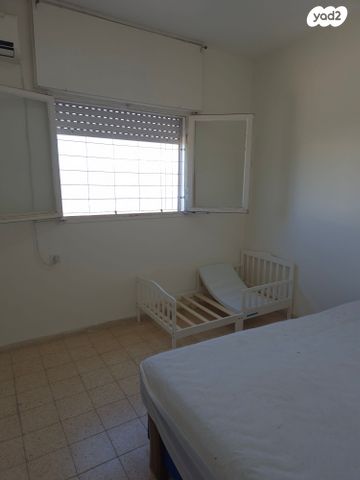 דירה, ליאון בלום, חיפה