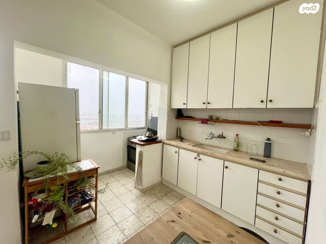 דירה, נתיב חן, נווה שאנן, חיפה