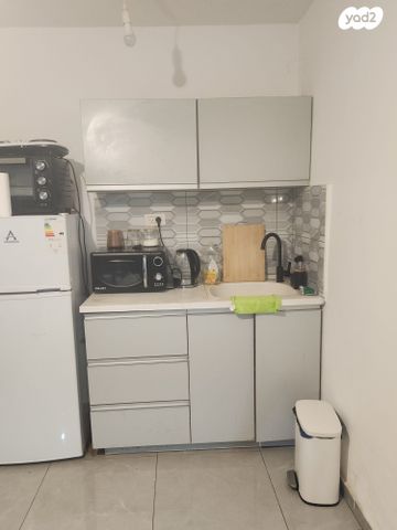 דירה, הרב הרצוג, קרית אתא