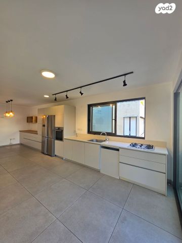 דירה, מלצ'ט, לב תל אביב, לב העיר צפון, תל אביב יפו