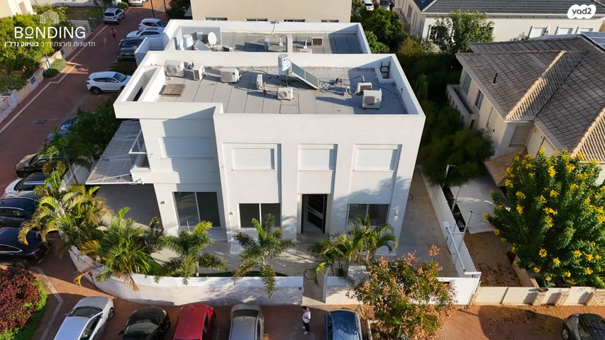 דו משפחתי, נר הלילה, 212 מזרח, אבן יהודה