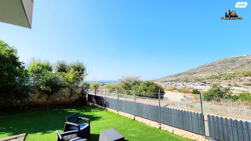 בית פרטי/ קוטג', עפרוני, שלומית, שלומי