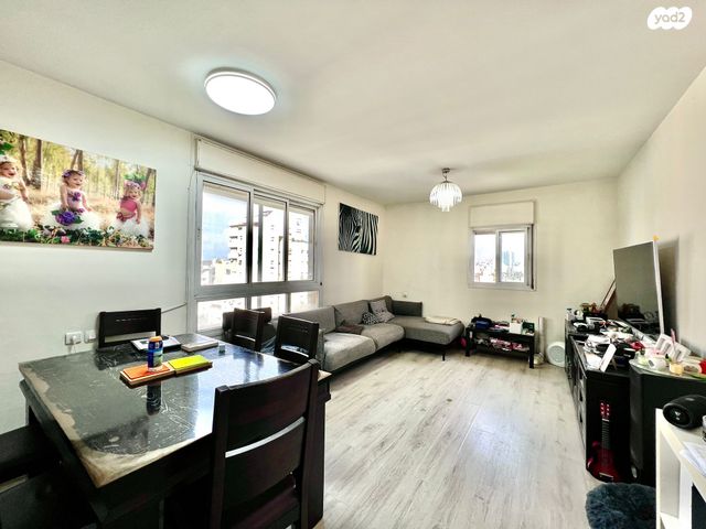 דירה, שדרות גולדה מאיר 22, קרית נורדאו, נתניה