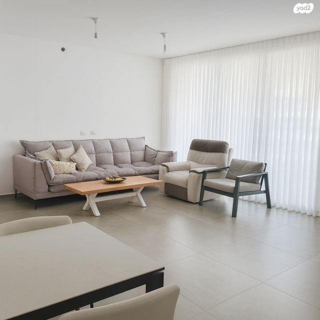 דירה, יונה וולך, גרין פארק החדשה, הוד השרון