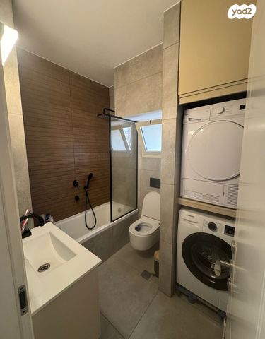 דו משפחתי, לסקוב, רמת גולדה, חיפה