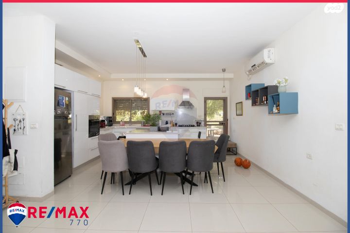 בית פרטי/ קוטג', הכרמים 10, עין דור, עין דור