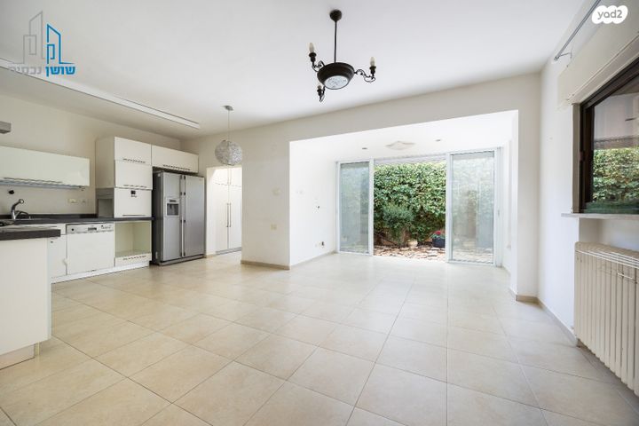 דירת גן, בורוכוב, קרית היובל, ירושלים