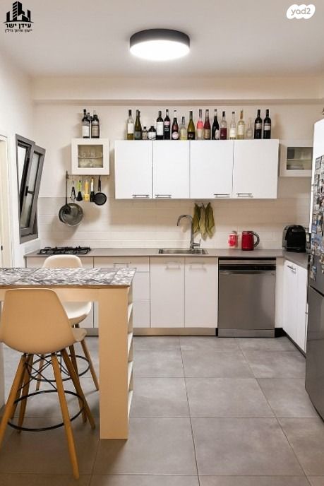 דירה, דרך משה דיין 2, כפיר, נווה כפיר, תל אביב יפו