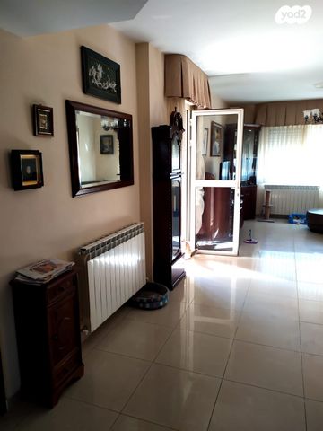 דירה, אברהם יערי, ירושלים