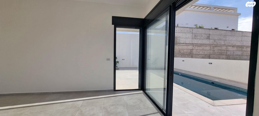 בית פרטי/ קוטג', ריטה לוי מונטילצ'יני, אופק, ירוחם