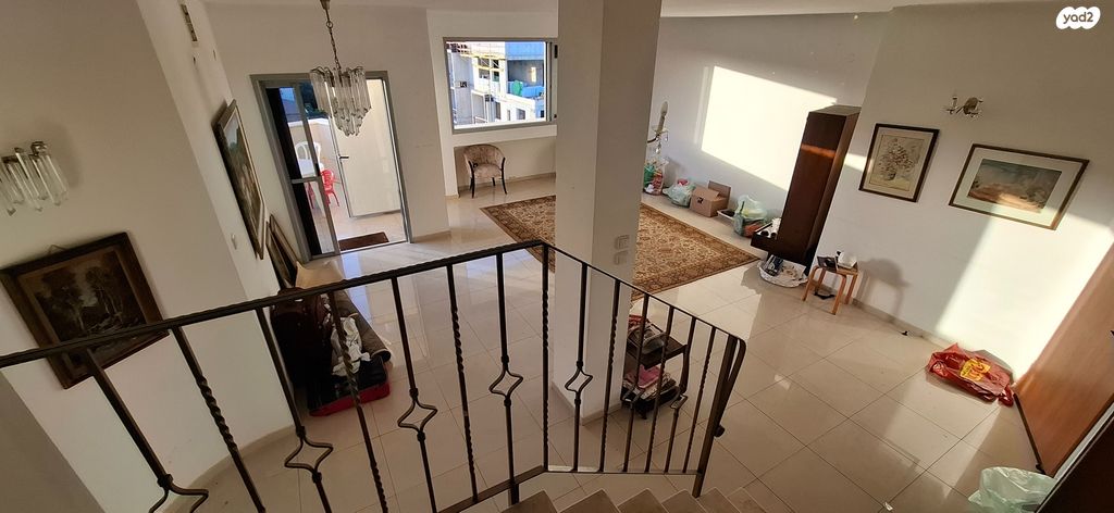 גג/ פנטהאוז, כצנלסון, ראשון לציון